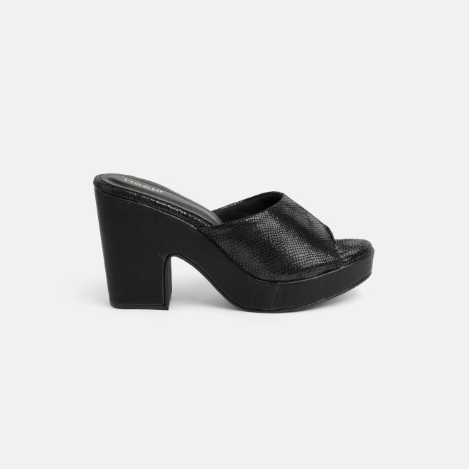 Mochi Women Black Casual Slip Ons (SKU: 34-451-11-36)