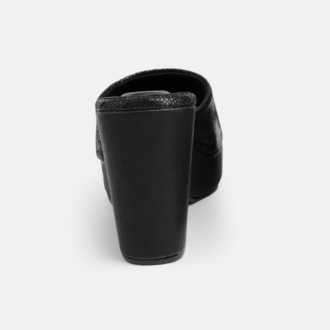Mochi Women Black Casual Slip Ons (SKU: 34-451-11-36)