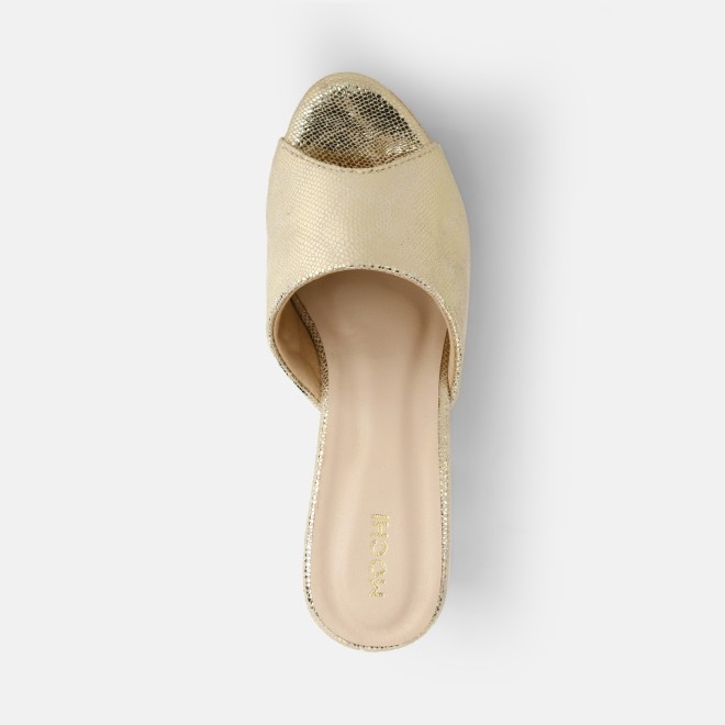 Mochi Women Gold Casual Slip Ons (SKU: 34-451-15-36)