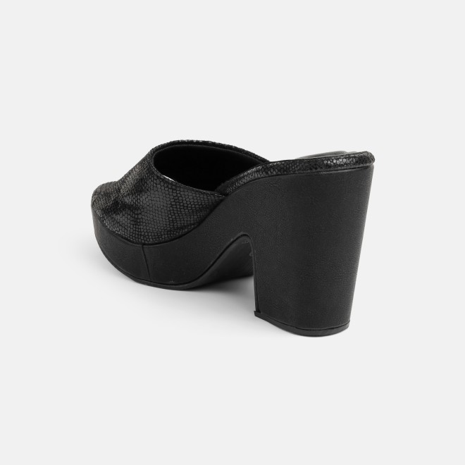 Mochi Women Black Casual Slip Ons (SKU: 34-451-11-36)