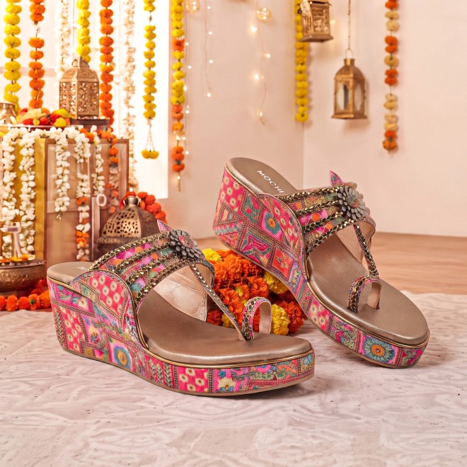 Mochi Women Rani-pink Ethnic Kolhapuris (SKU: 34-492-48-35)