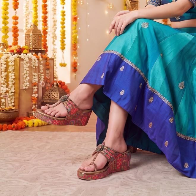 Mochi Women Rani-pink Ethnic Kolhapuris (SKU: 34-492-48-35)