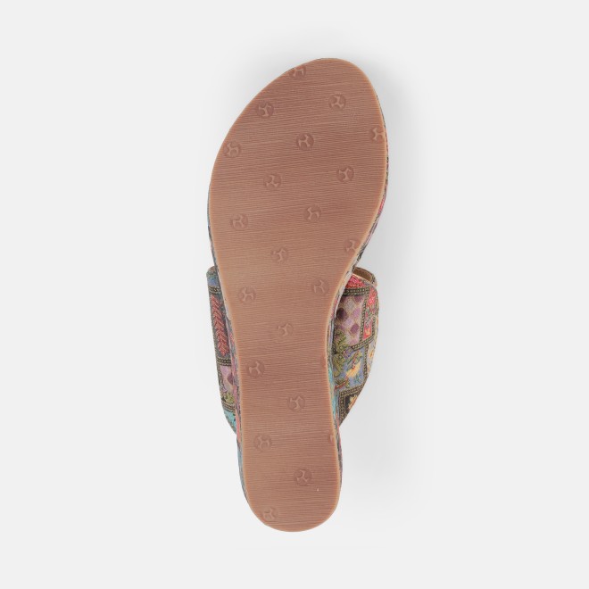 Mochi Women Antic-gold Ethnic Kolhapuris (SKU: 34-492-28-36)