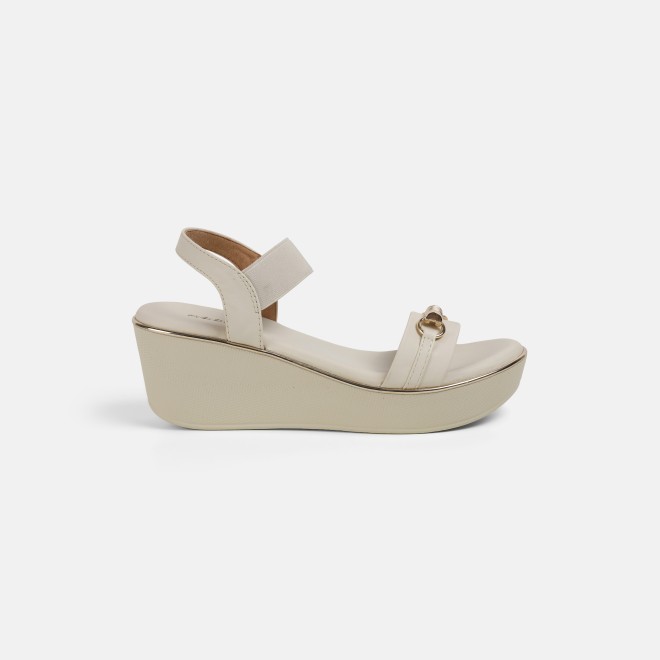 Mochi Women Beige Casual Sandals (SKU: 34-800424-20-36)