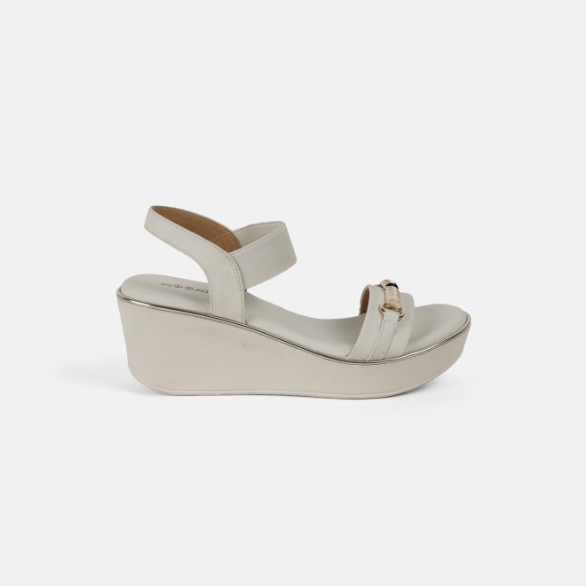 Mochi Women Beige Casual Sandals (SKU: 34-900424-20-35)