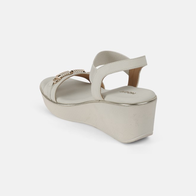 Mochi Women Beige Casual Sandals (SKU: 34-900424-20-35)