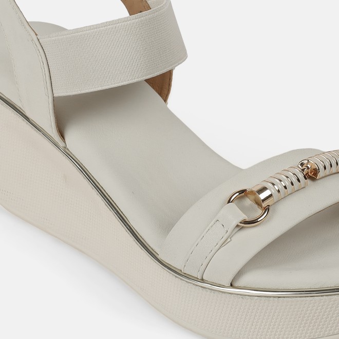 Mochi Women Beige Casual Sandals (SKU: 34-900424-20-35)