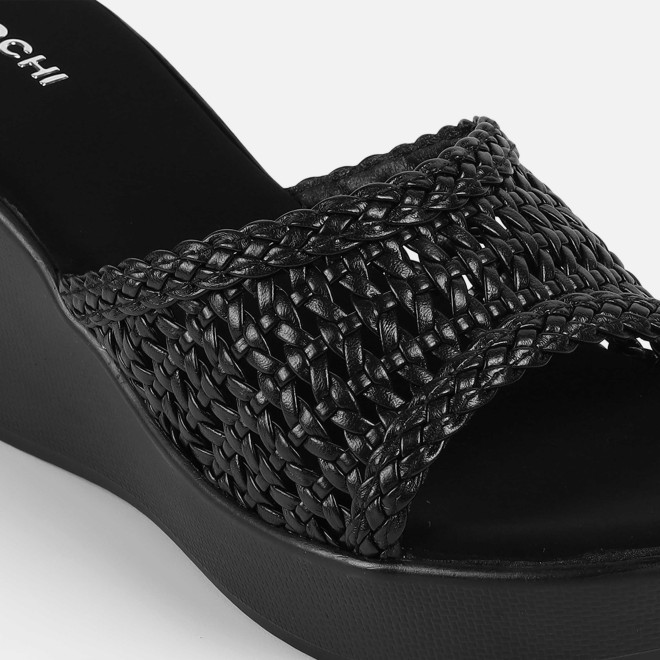 Mochi Women Black Casual Slip Ons (SKU: 34-900428-11-36)