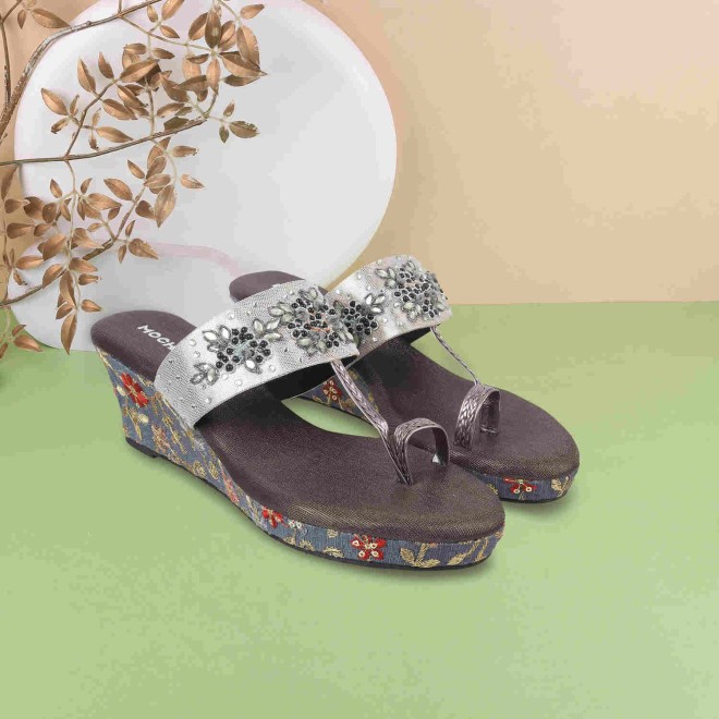 Mochi Women Gun-metal Ethnic Slippers (SKU: 35-1265-29-36)