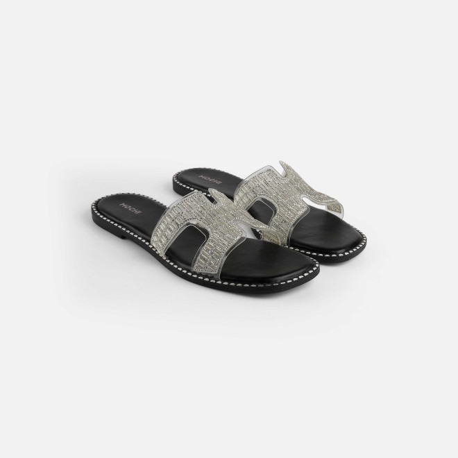 Mochi Women Silver Party Slippers (SKU: 35-2124-27-36)