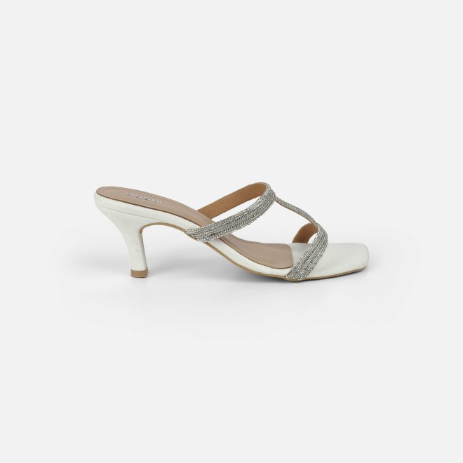 Mochi Women White Party Slip Ons (SKU: 35-2354-16-37)