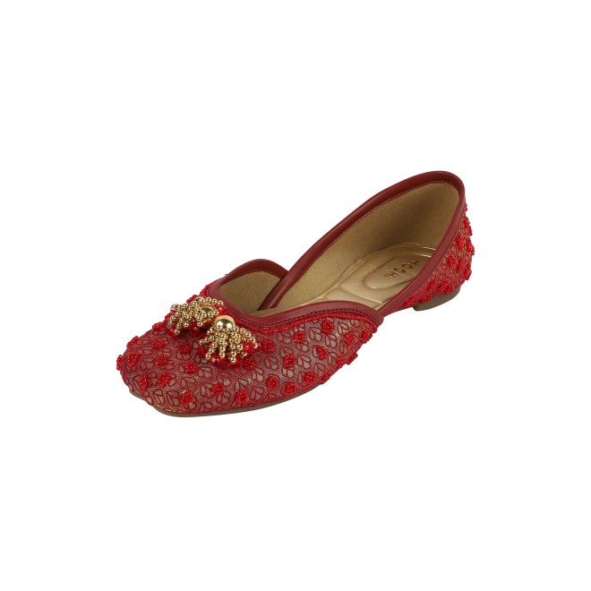 Mochi Women Maroon Ethnic Jutis (SKU: 35-2516-44-36)