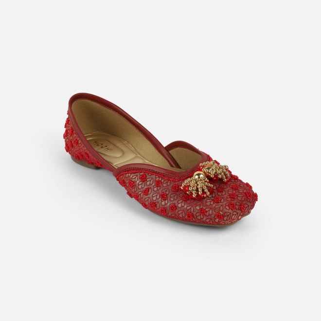 Mochi Women Maroon Ethnic Jutis (SKU: 35-2516-44-36)