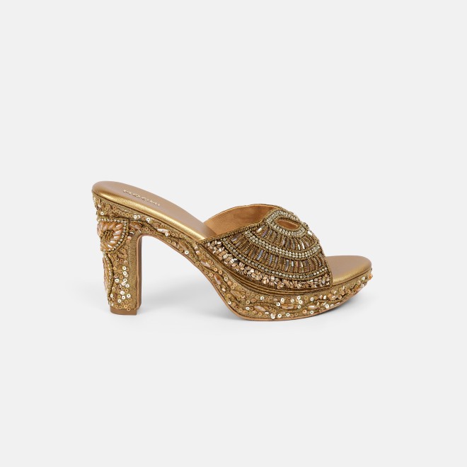 Mochi Women Antic-gold Ethnic Slip Ons (SKU: 35-2623-28-36)