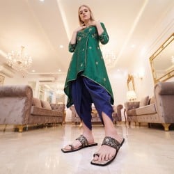 Mochi Women Black Ethnic Slippers
