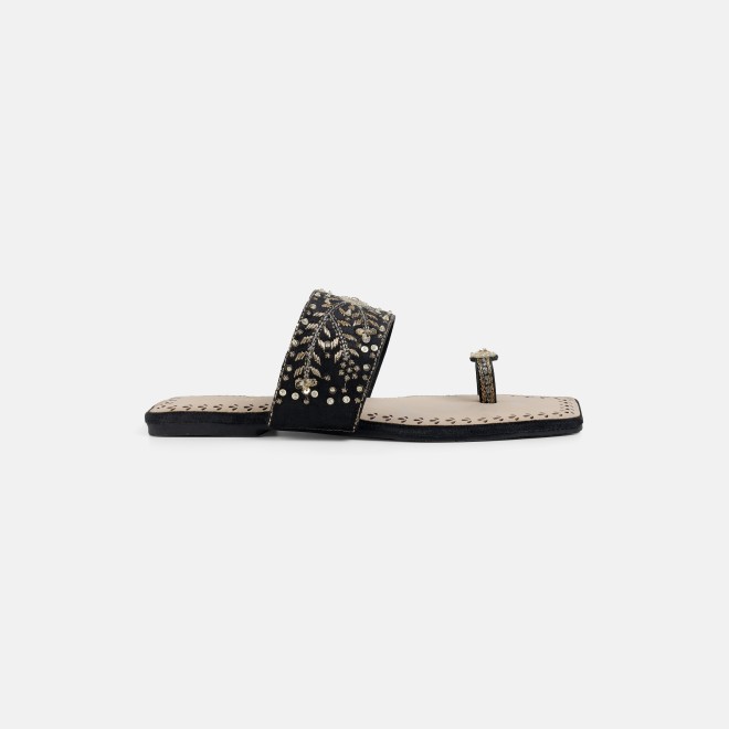 Mochi Women Black Ethnic Slippers (SKU: 35-3085-11-36)