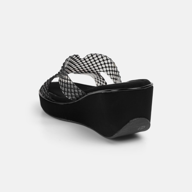 Mochi Women Black Casual Slip Ons (SKU: 35-802597-11-36)