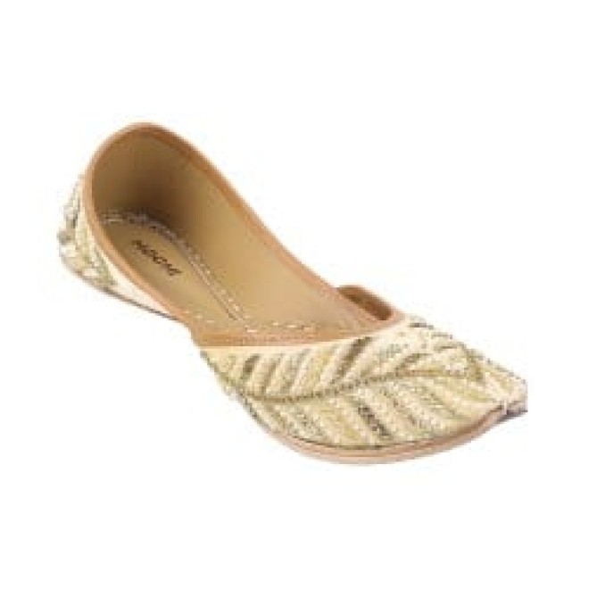 Mochi Women Gold Ethnic Mojaris (SKU: 35-838-15-36)