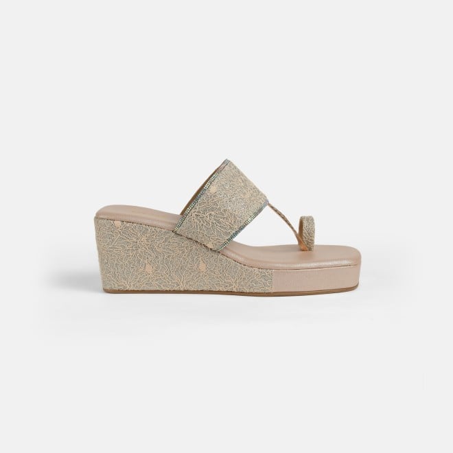 Mochi Women Rose-gold Casual Slip Ons (SKU: 35-994-52-36)