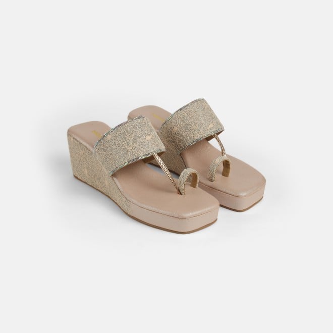 Mochi Women Rose-gold Casual Slip Ons (SKU: 35-994-52-36)