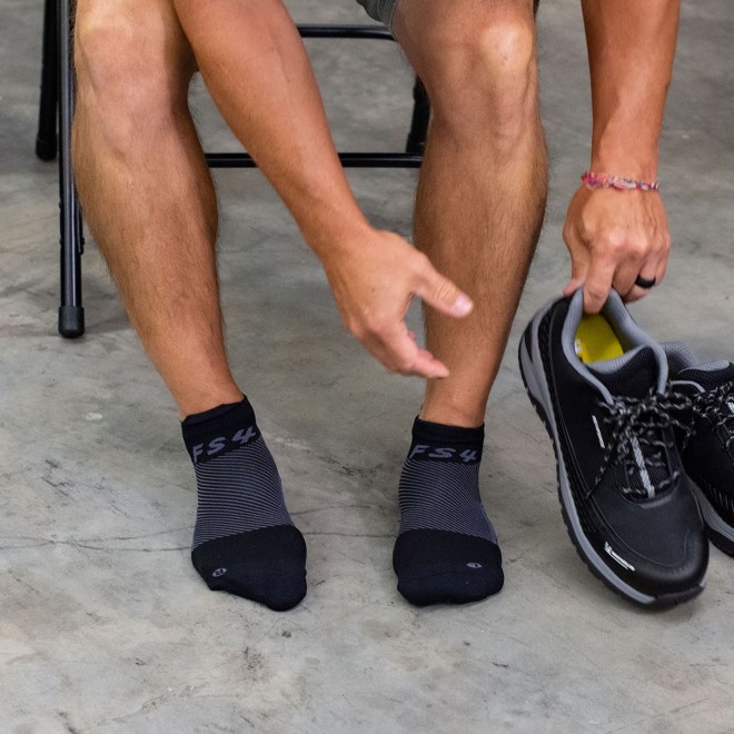 OS1st FS4 Plantar Fasciitis - 1/4 Crew Sock             (SKU: 358-4003-11-7)