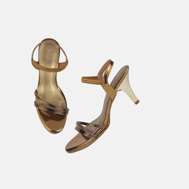 Mochi Women Antic-gold Casual Sandals (SKU: 40-102-28-36)