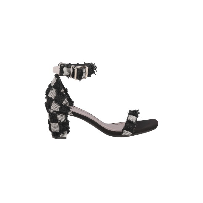 Mochi Women Black Casual Sandals (SKU: 40-243-11-39)