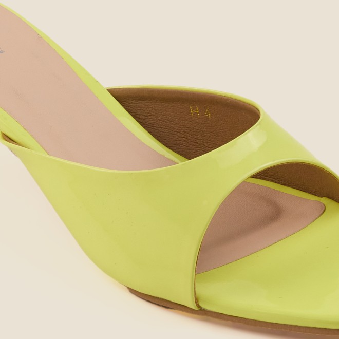 Mochi Women Yellow Casual Slides (SKU: 40-2476-33-37)