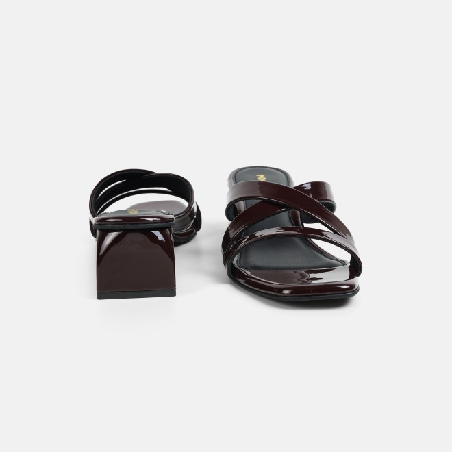 Mochi Women Maroon Casual Slip Ons (SKU: 40-2519-44-36)