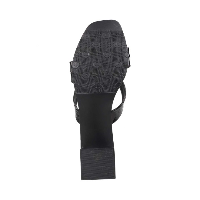 Mochi Women Black Casual Slip Ons (SKU: 40-2519-11-36)