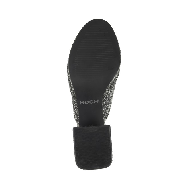Mochi Women Black Casual Sandals (SKU: 40-255-11-40)