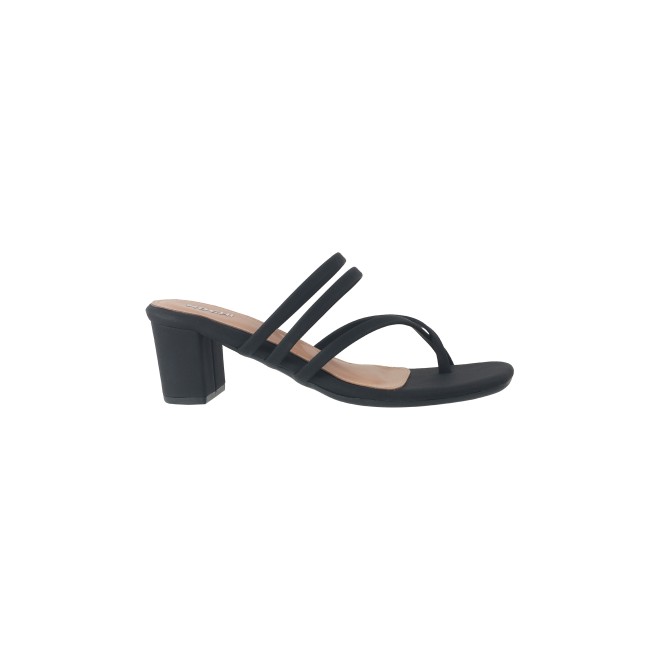 Mochi Women Black Casual Slip Ons (SKU: 40-343-11-36)