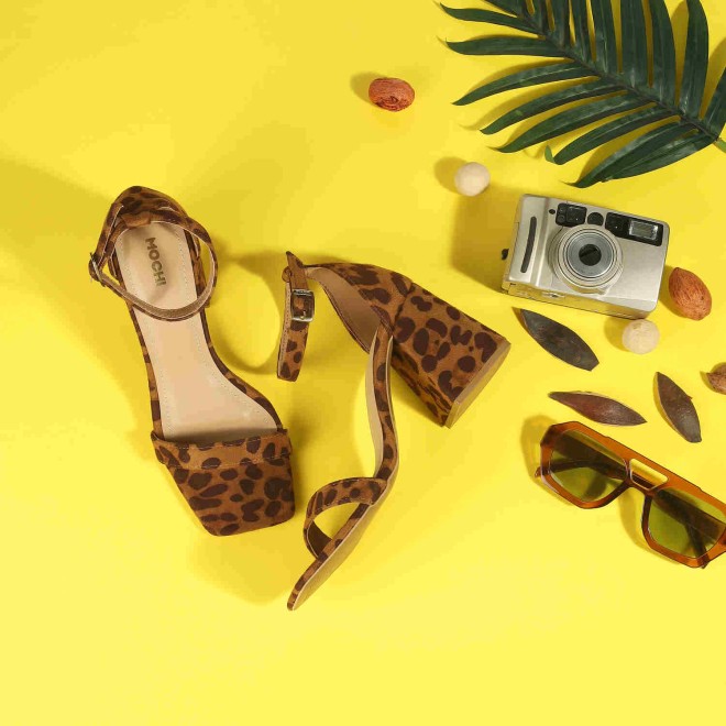 Mochi Women Tan Party Sandals