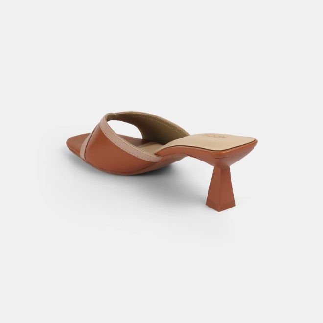 Mochi Women Tan Casual Slip Ons (SKU: 40-376-23-36)
