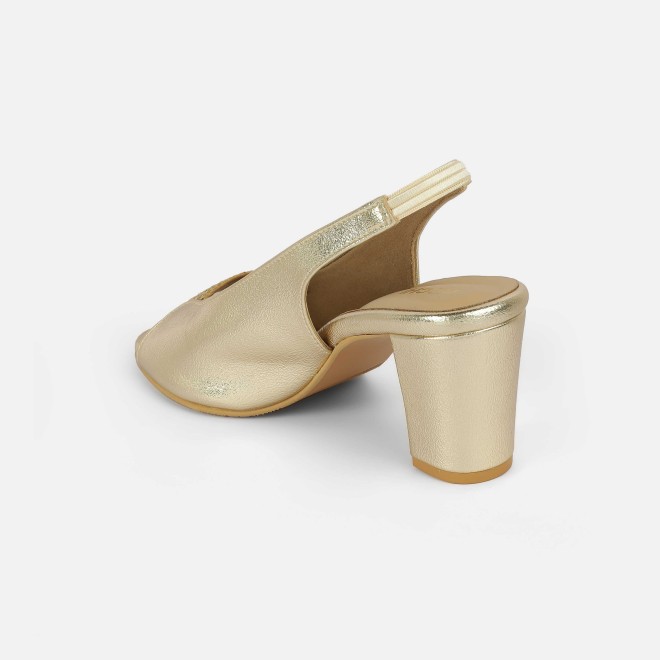 Mochi Women Gold Party Sandals (SKU: 40-424-15-40)