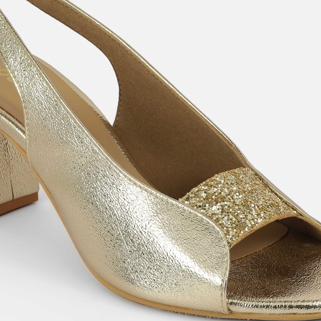 Mochi Women Gold Party Sandals (SKU: 40-424-15-40)
