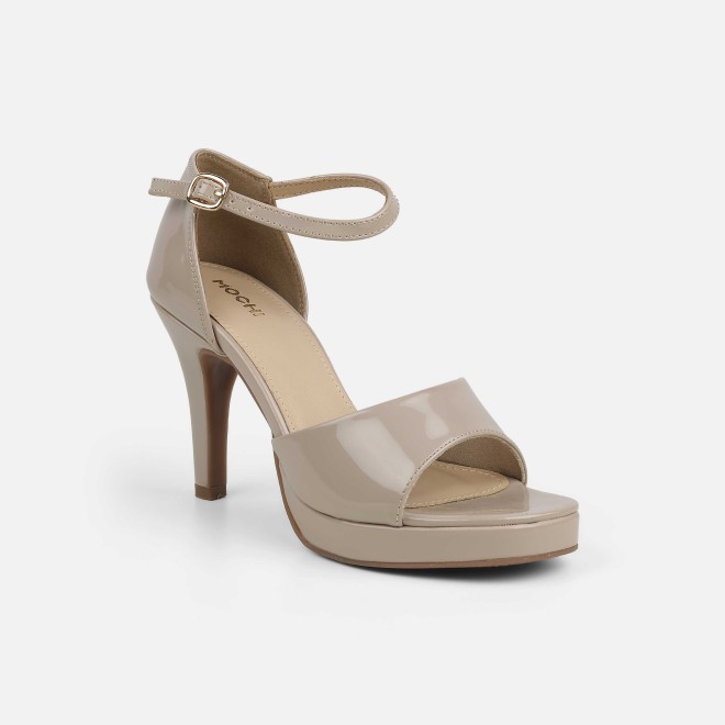 Mochi Women Beige Formal Sandals (SKU: 40-425-20-36)