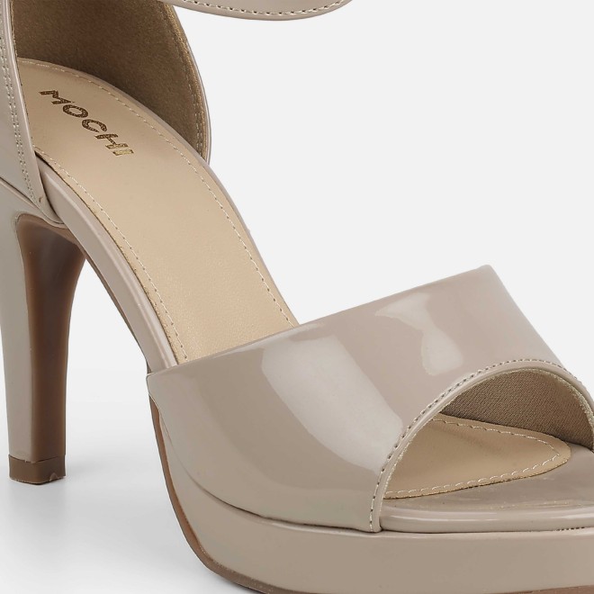 Mochi Women Beige Formal Sandals (SKU: 40-425-20-36)