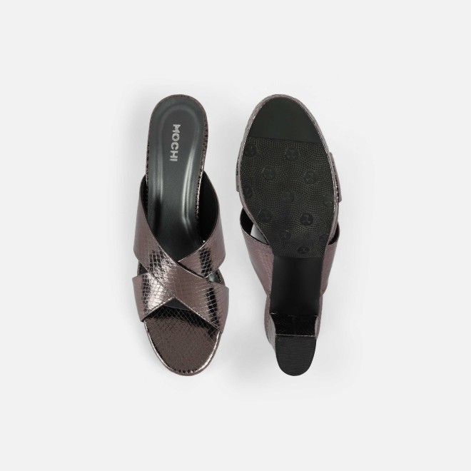 Mochi Women Gun-metal Casual Slip Ons (SKU: 40-441-29-36)