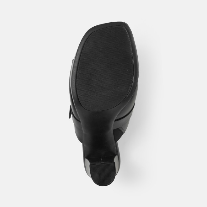 Mochi Women Black Casual Slip Ons (SKU: 40-443-11-35)