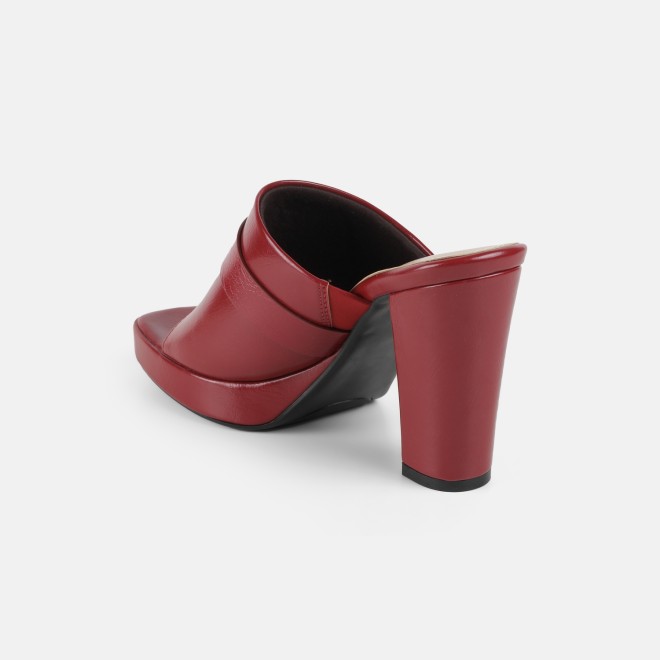 Mochi Women Red Casual Slip Ons (SKU: 40-443-18-37)