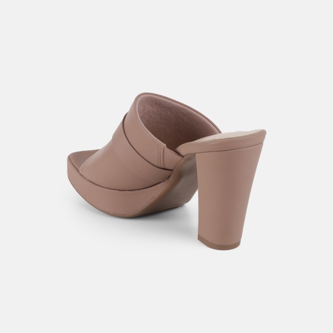 Mochi Women Peach Casual Slip Ons (SKU: 40-443-80-36)