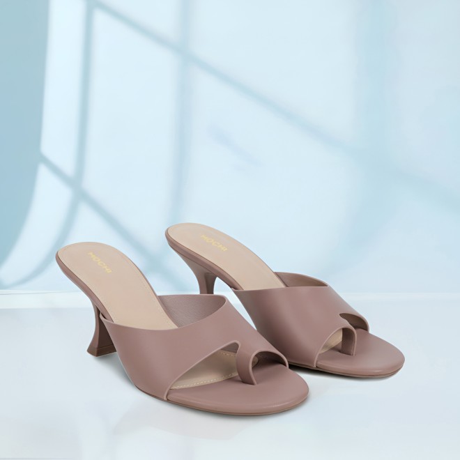 Mochi Women Peach Casual Slip Ons