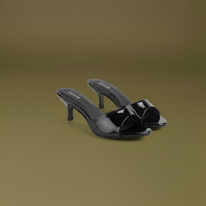 Mochi Women Black Casual Slip Ons