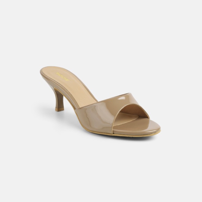 Mochi Women Beige Casual Slip Ons (SKU: 40-449-20-36)