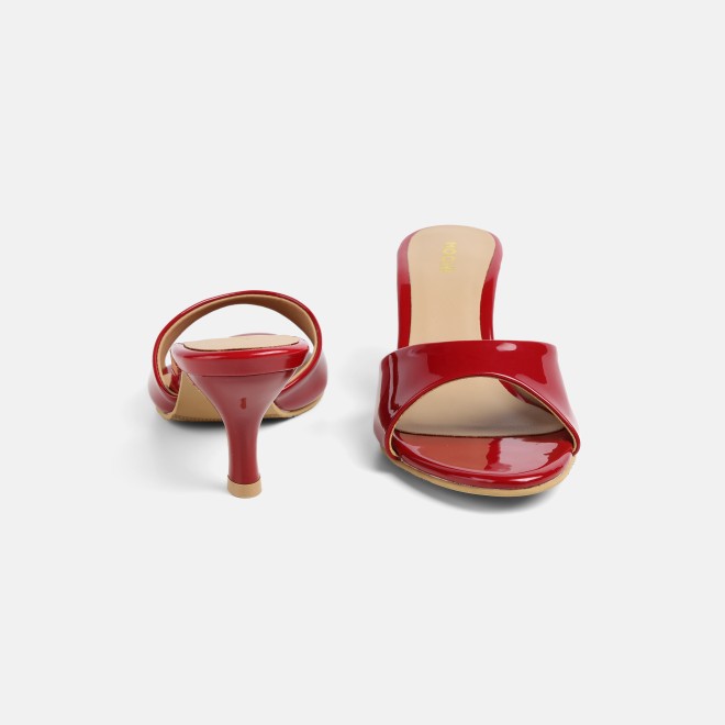 Mochi Women Red Casual Slip Ons (SKU: 40-449-18-37)