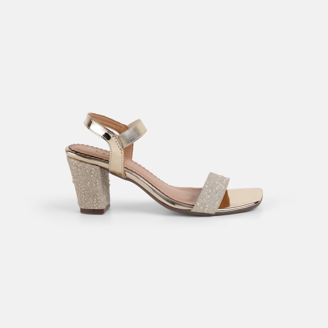 Mochi Women Gold Casual Sandals (SKU: 40-453-15-36)