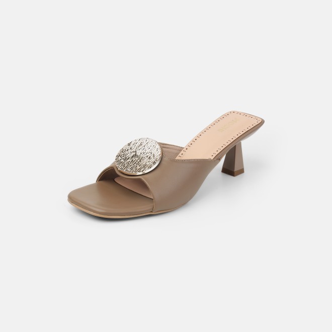 Mochi Women Beige Casual Slip Ons (SKU: 40-461-20-36)