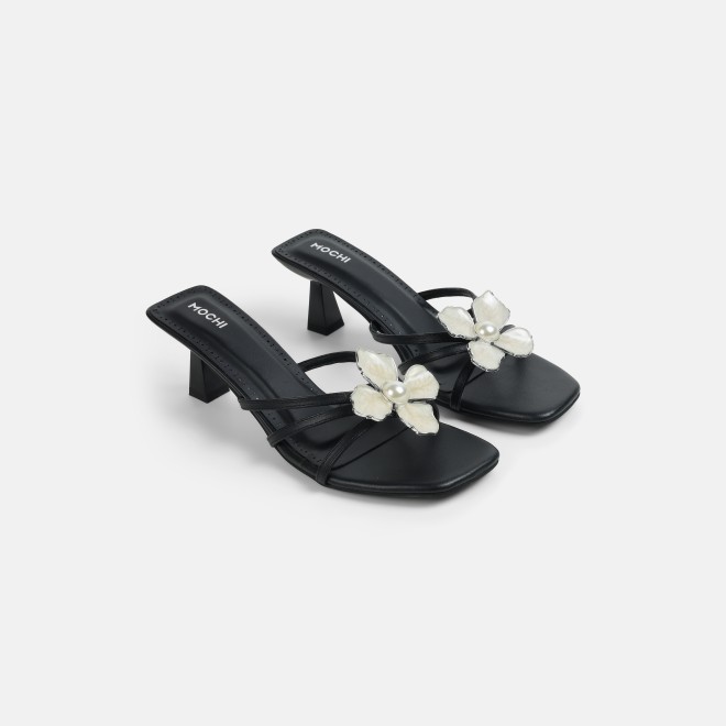 Mochi Women Black Casual Slip Ons (SKU: 40-462-11-36)