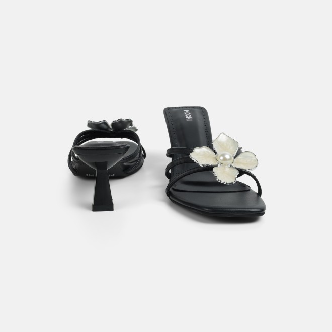 Mochi Women Black Casual Slip Ons (SKU: 40-462-11-36)